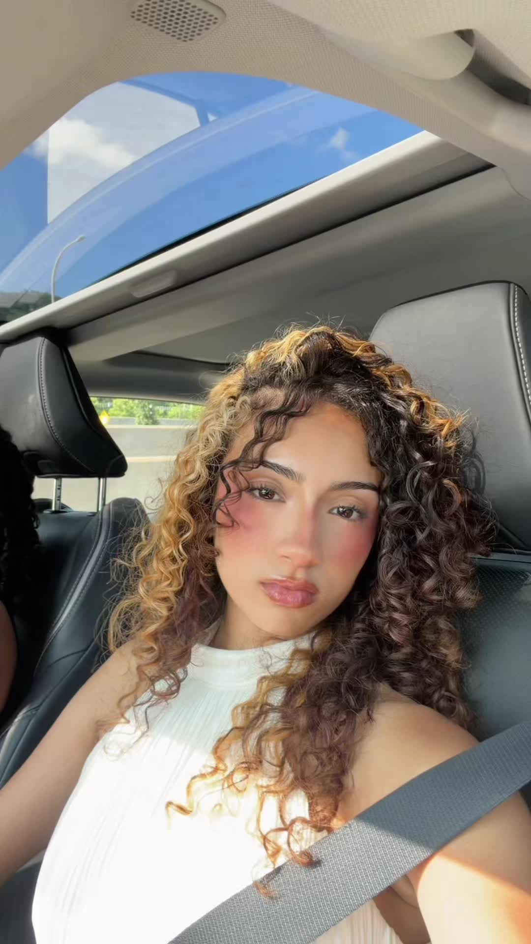 @bellabae
