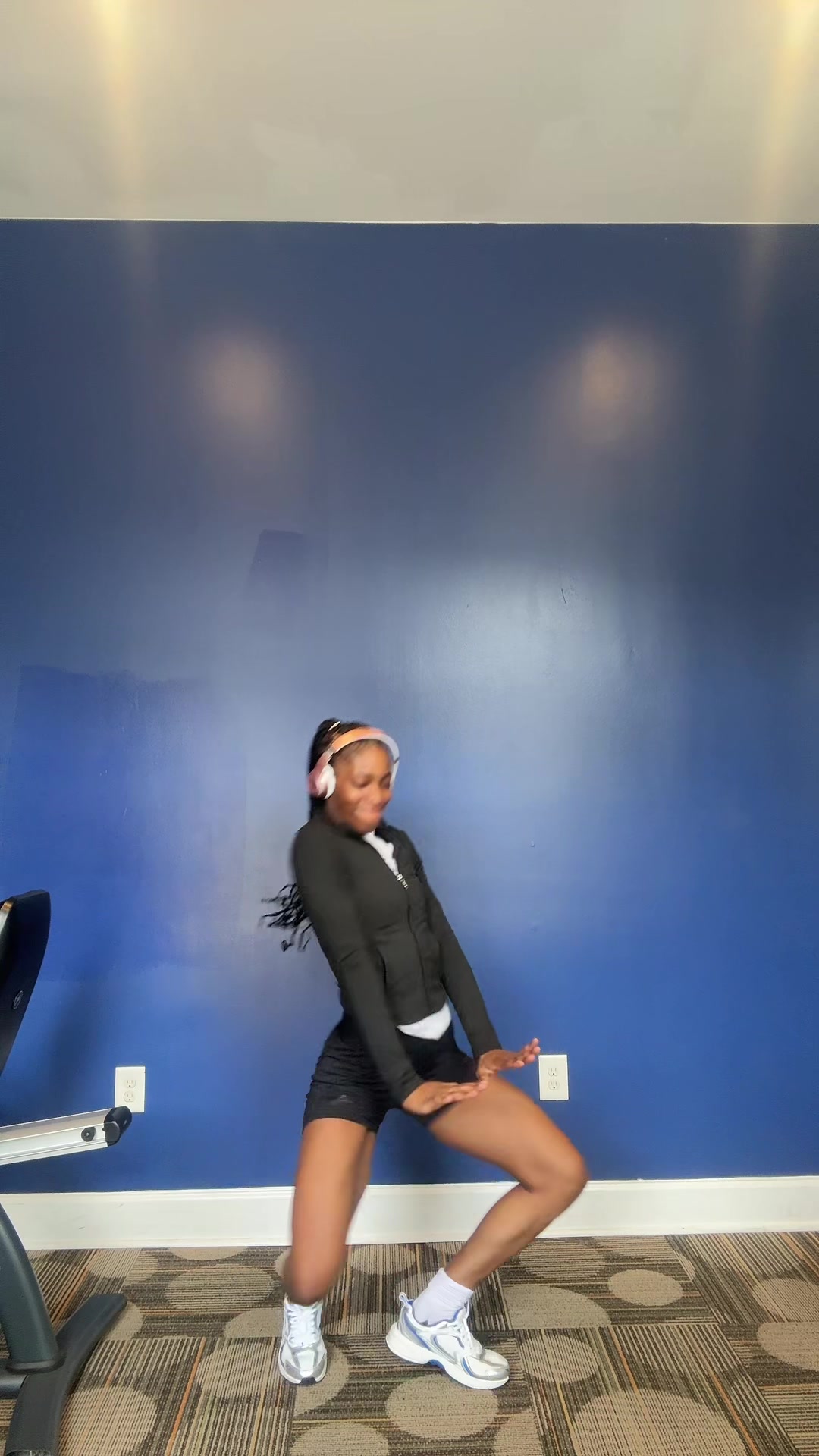 @theofficialjahahn