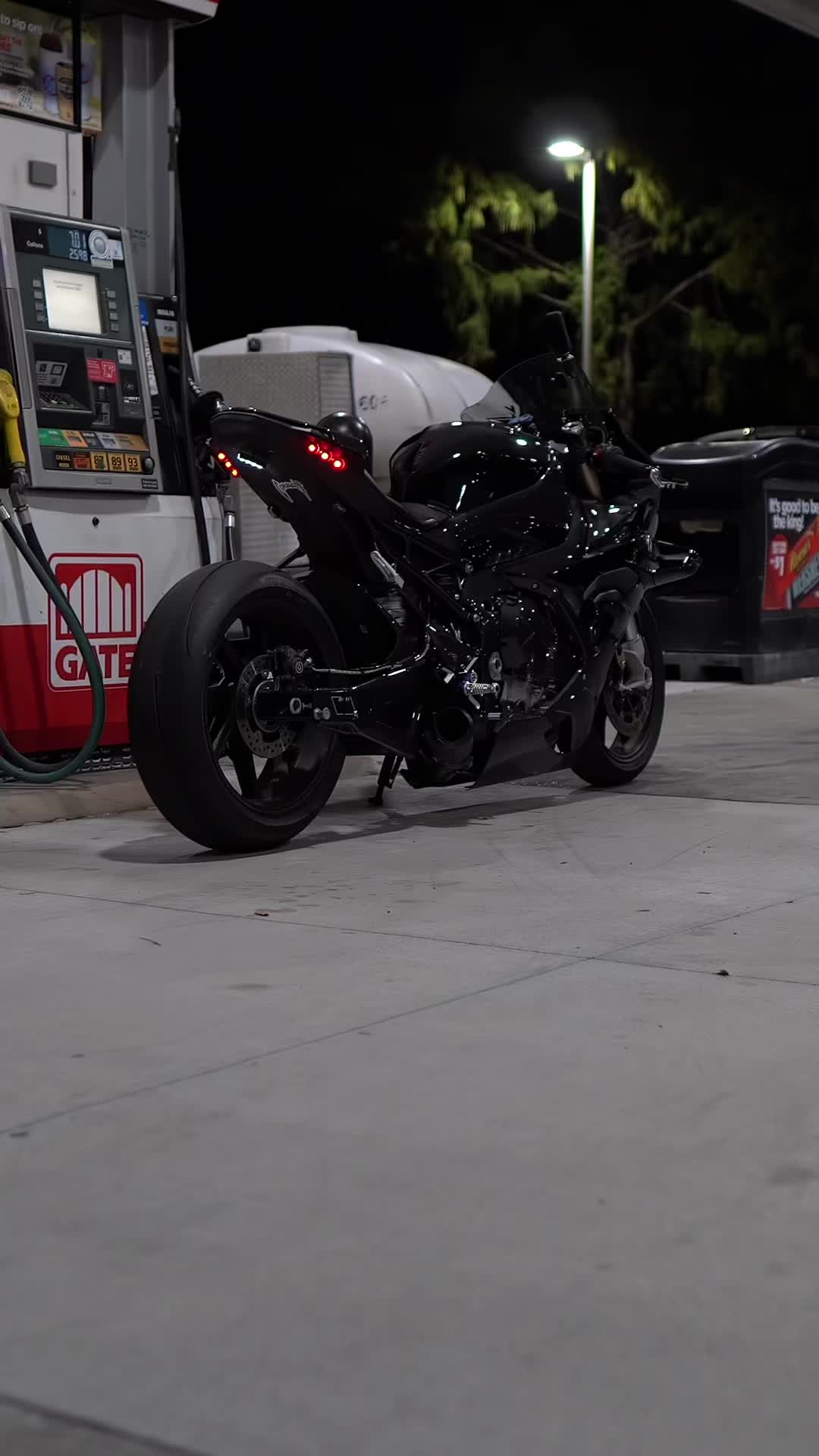 @Moto club
