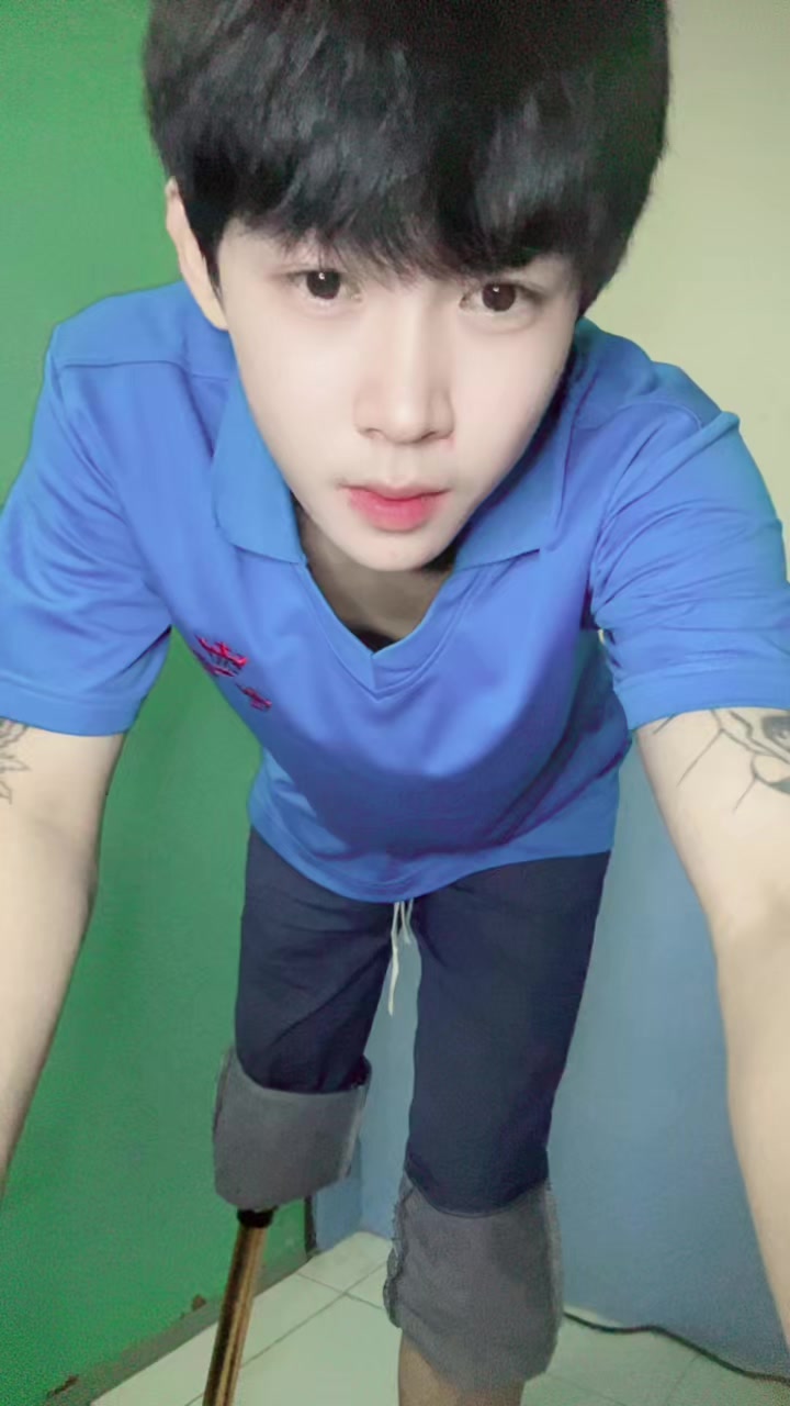 @ช่างม่อนขาแต่ง🦿