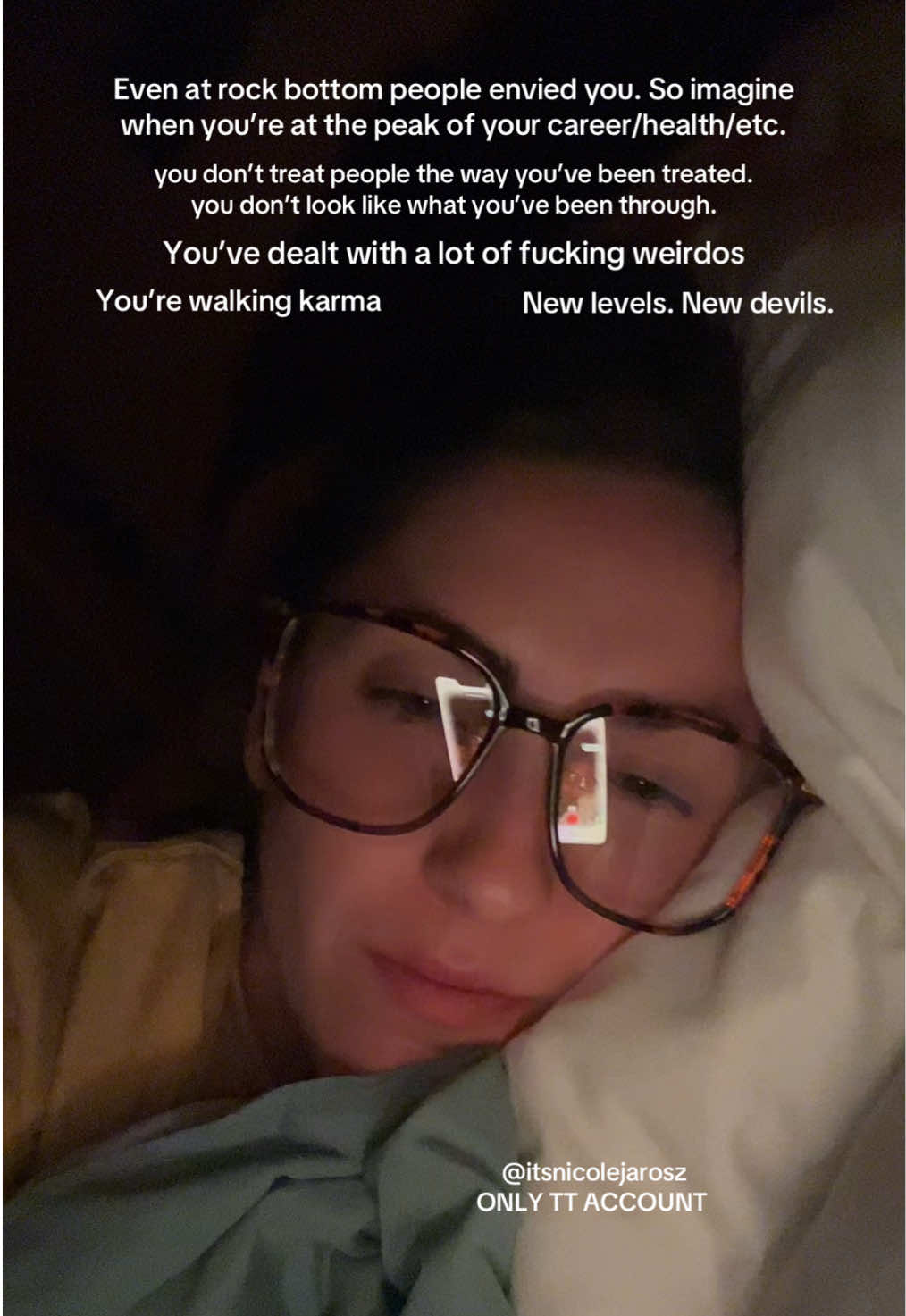 @NICOLE JAROSZ