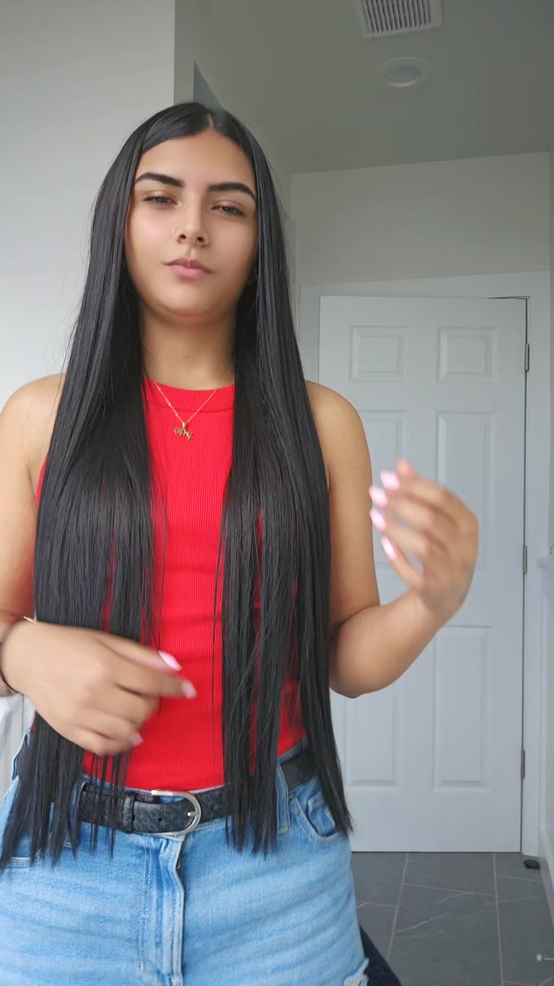 @oficial.yuliana