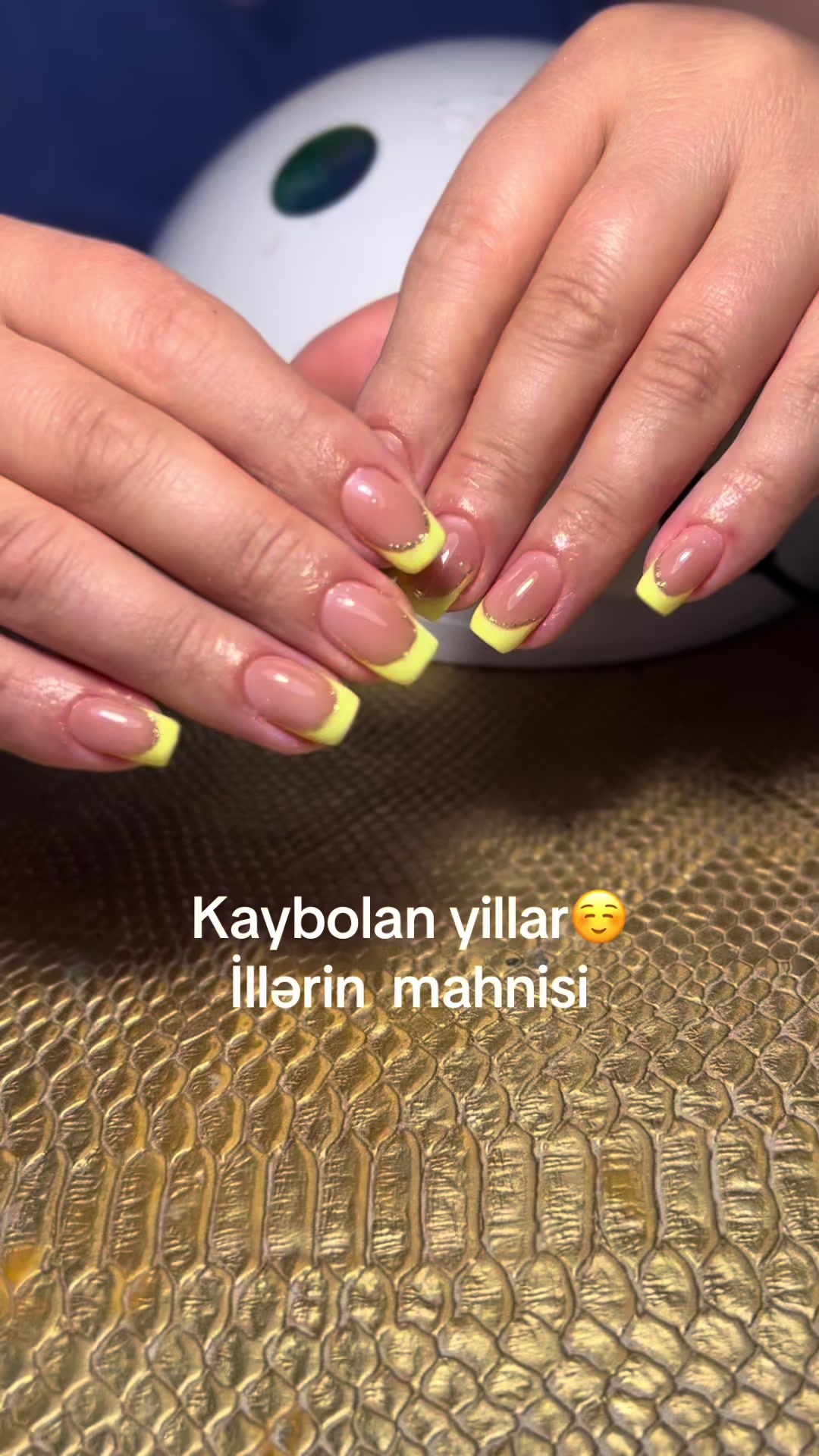 @nails.fira