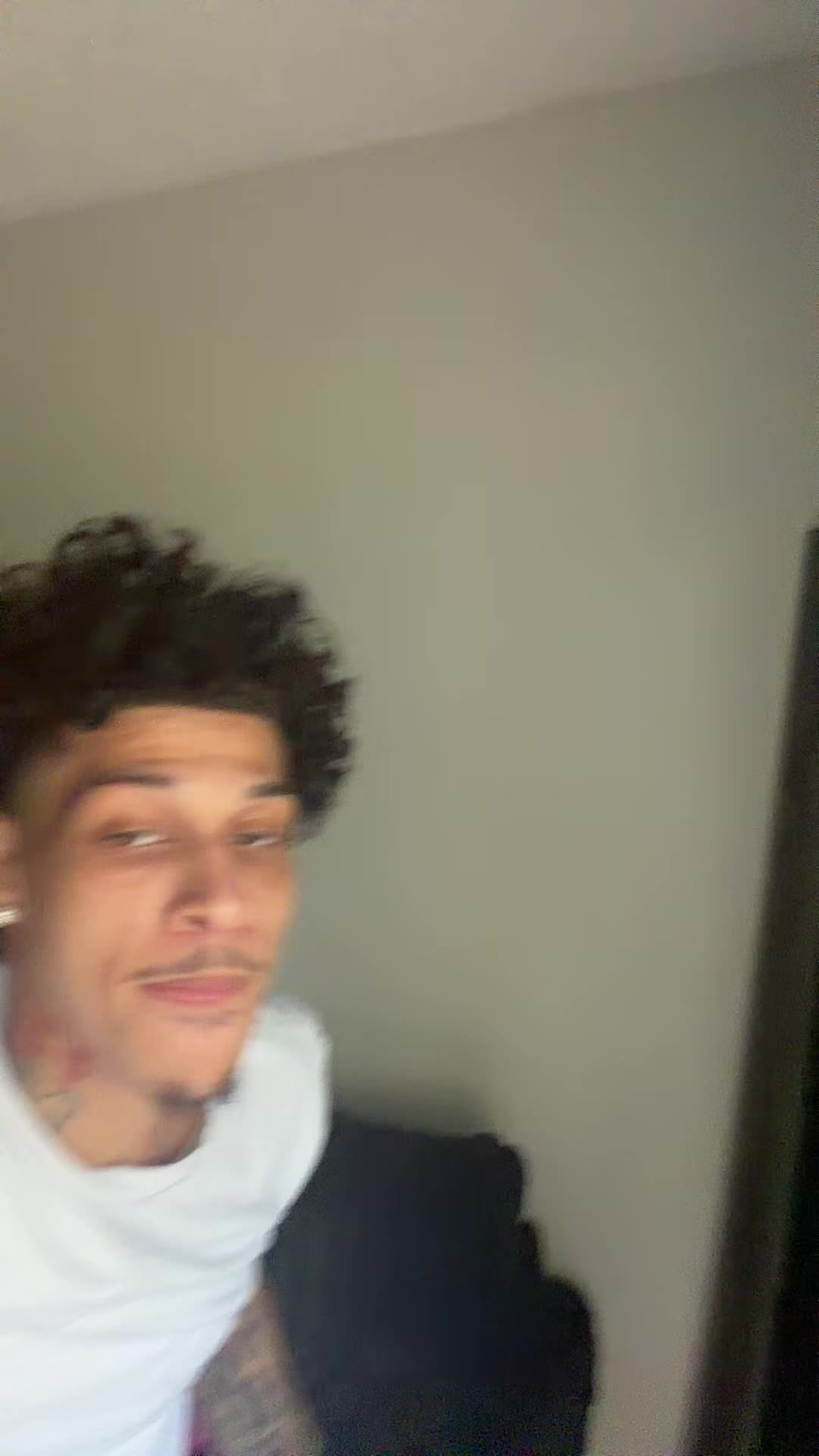 @Kenny&yuml;🧟&zwj;♂️