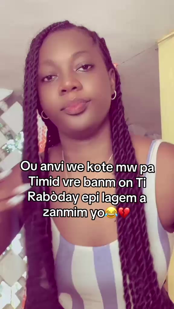 @<<Poup&eacute;e noire 🥺🌹🤎