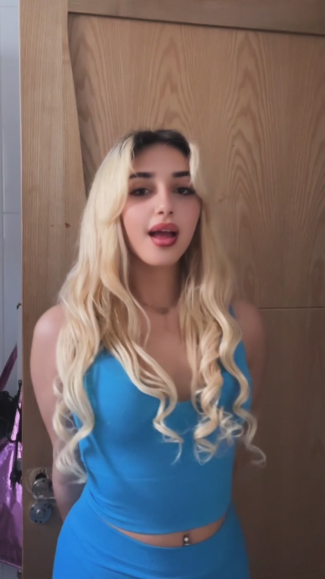 @QUEEN LINAA