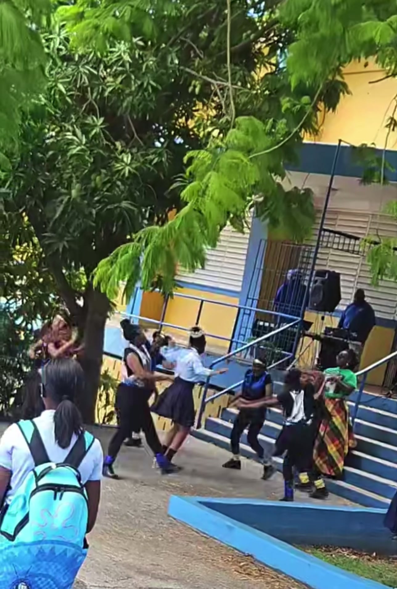 @Tafarai 🇻🇮