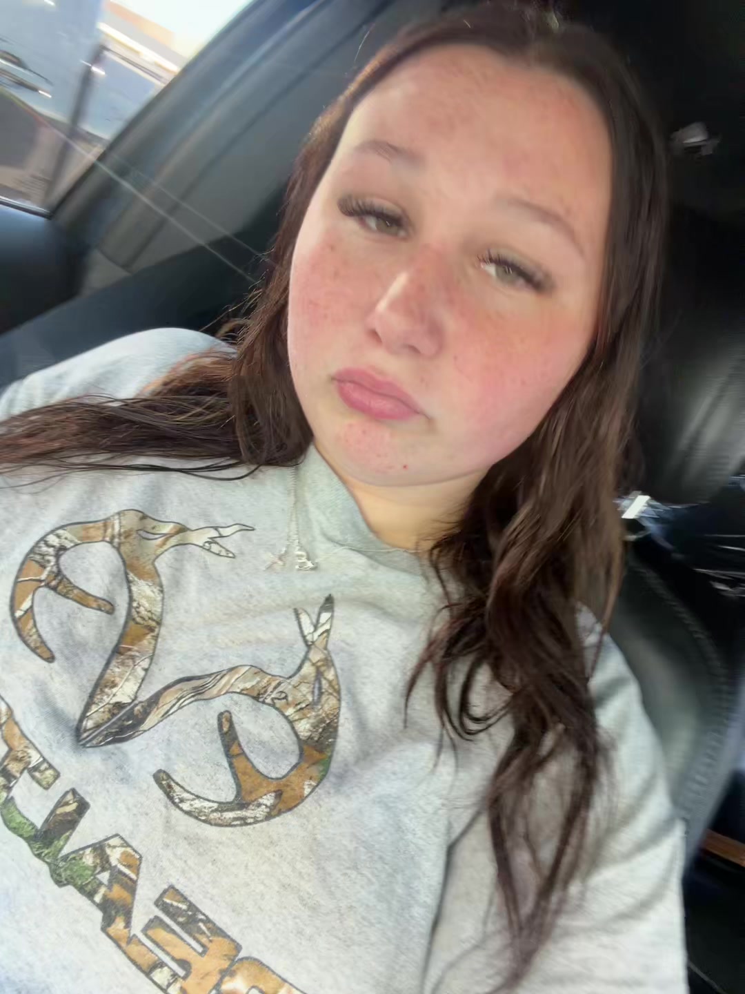 @️