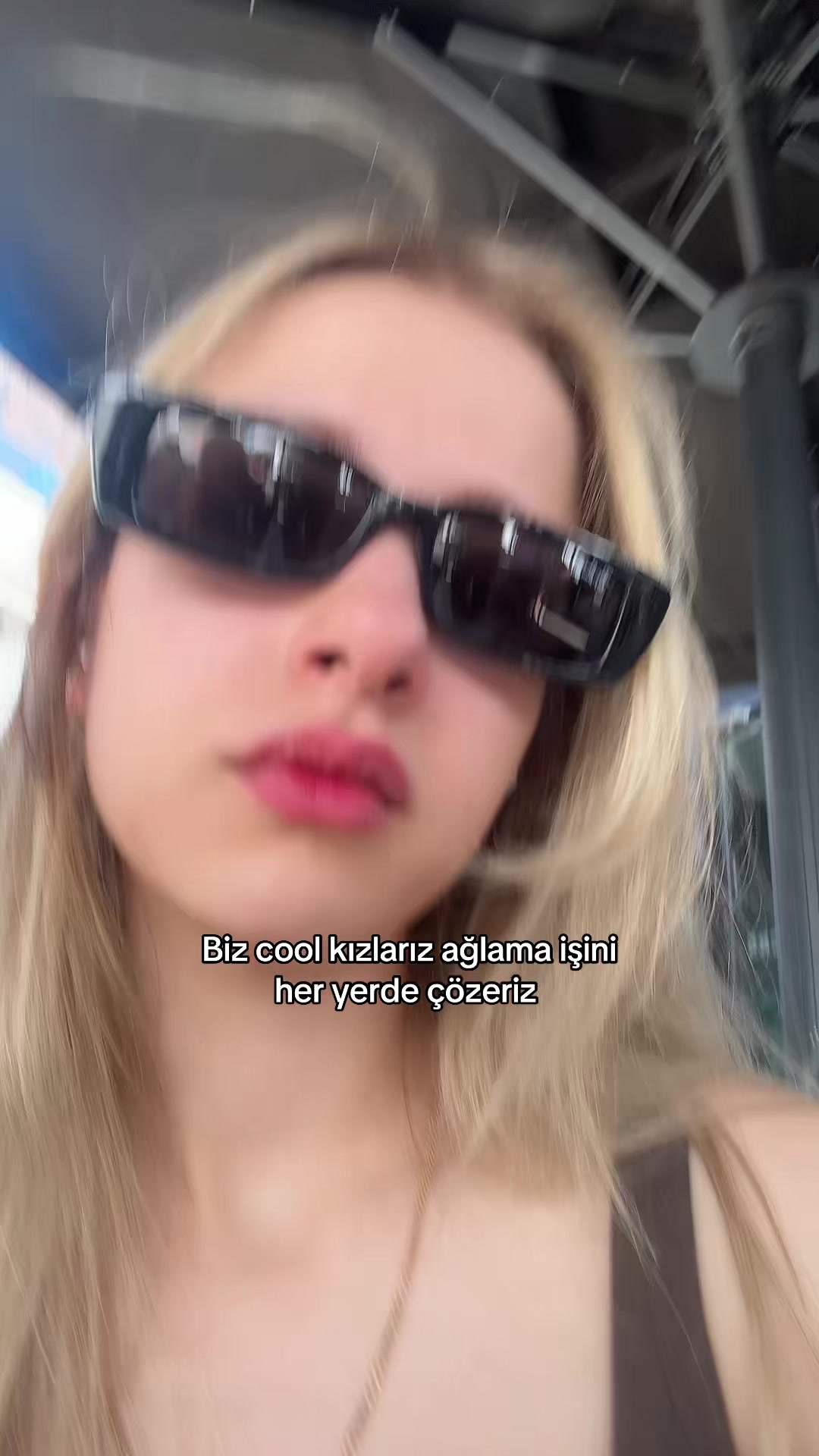 @Elif Sara&ccedil;