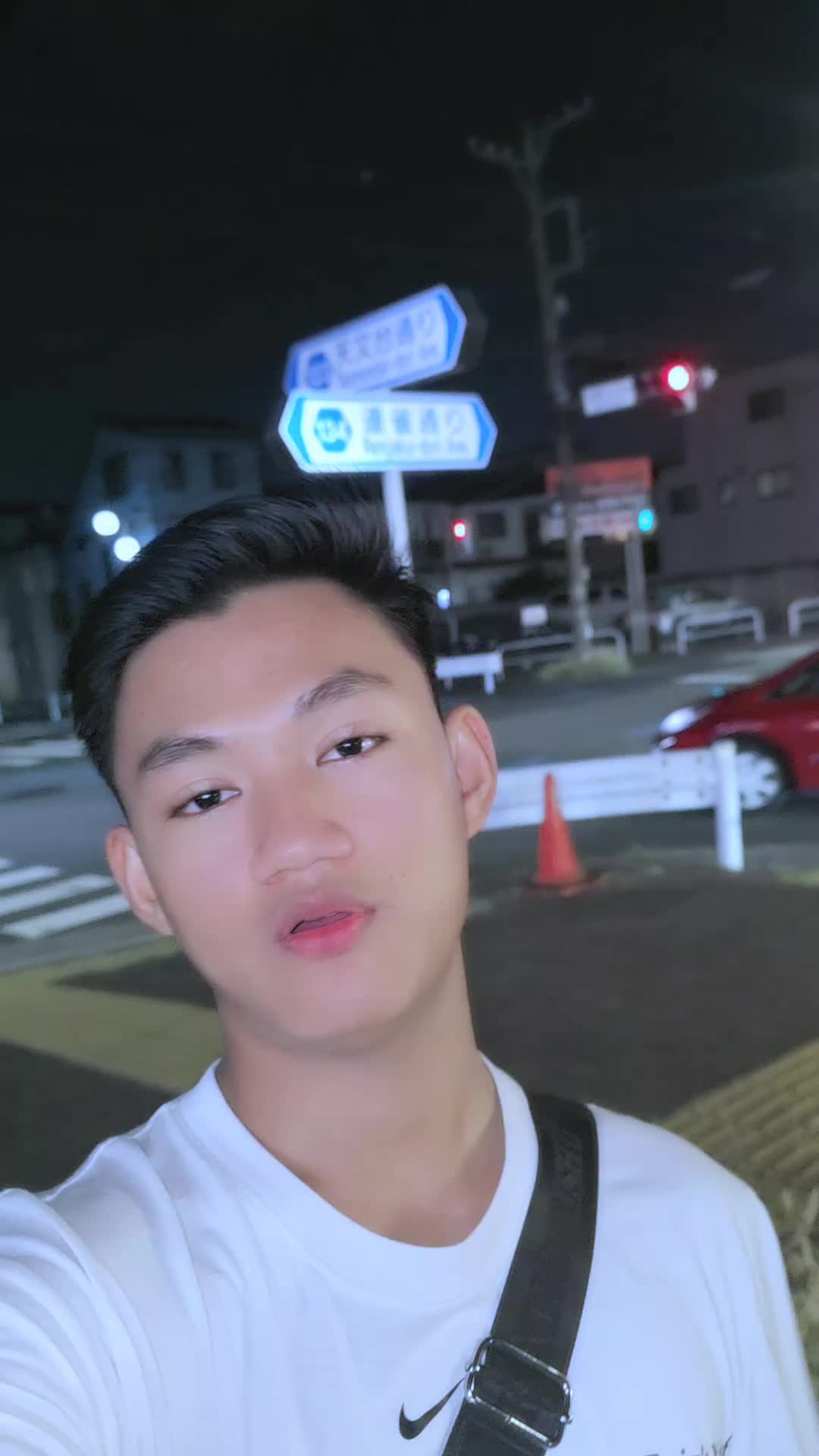 @𝐄𝐦𝐢𝐧