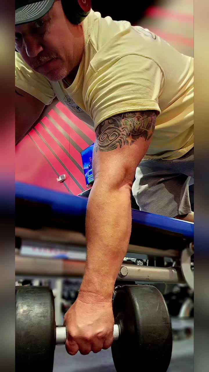 @johnnyO724