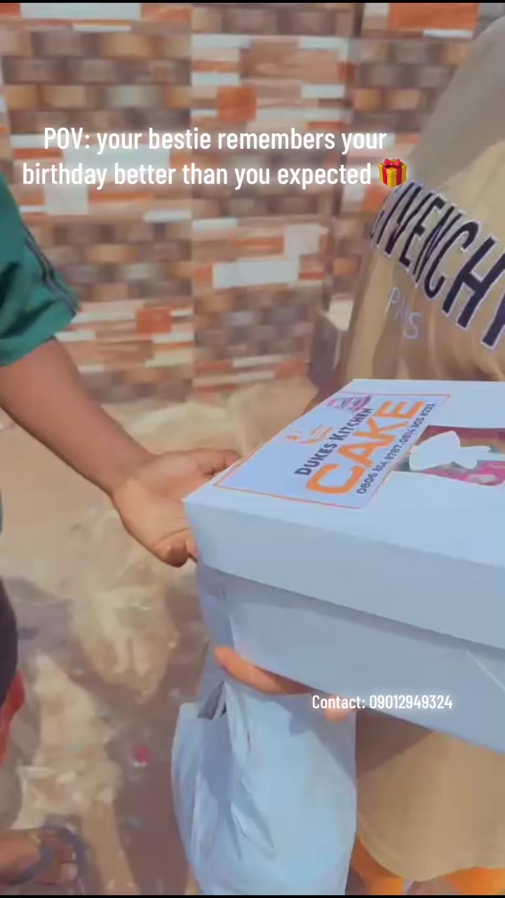 @Surprise vendor in Umuahia