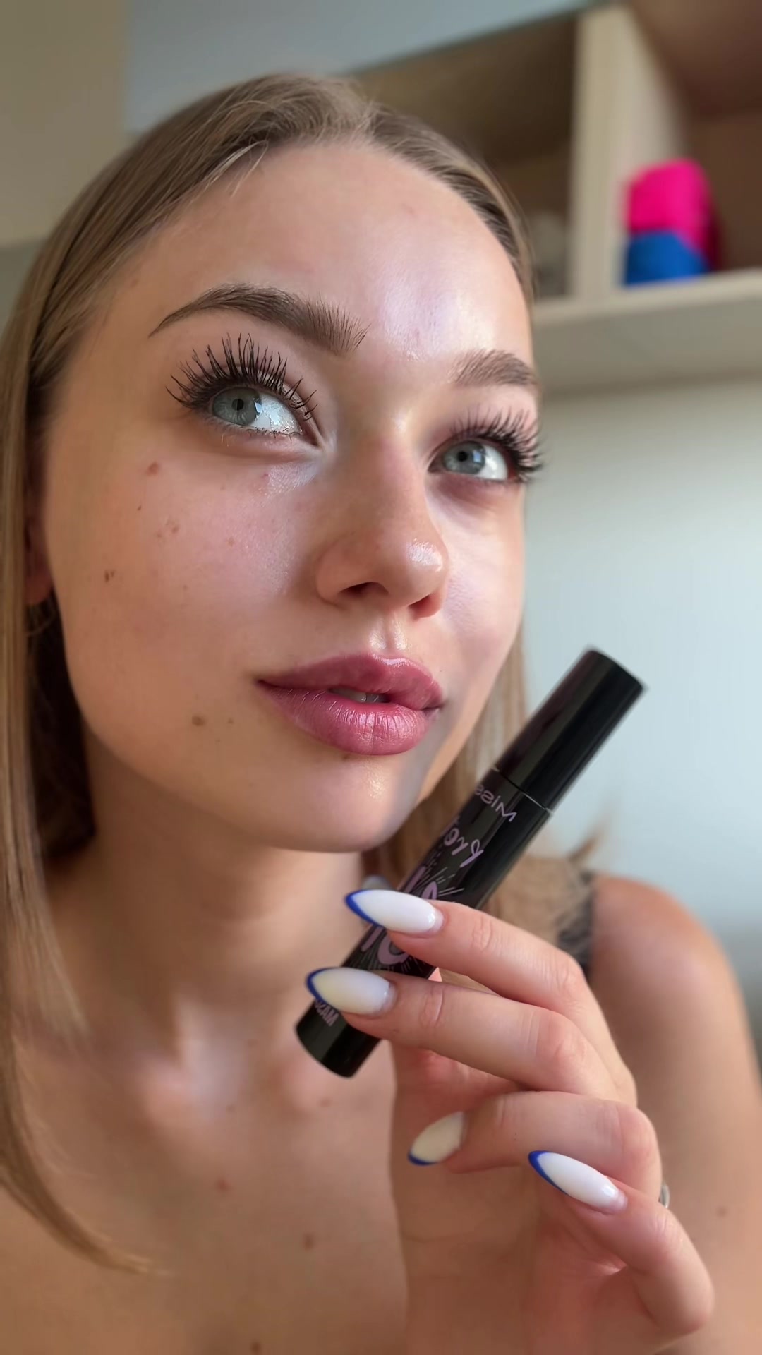 @Vlada.C