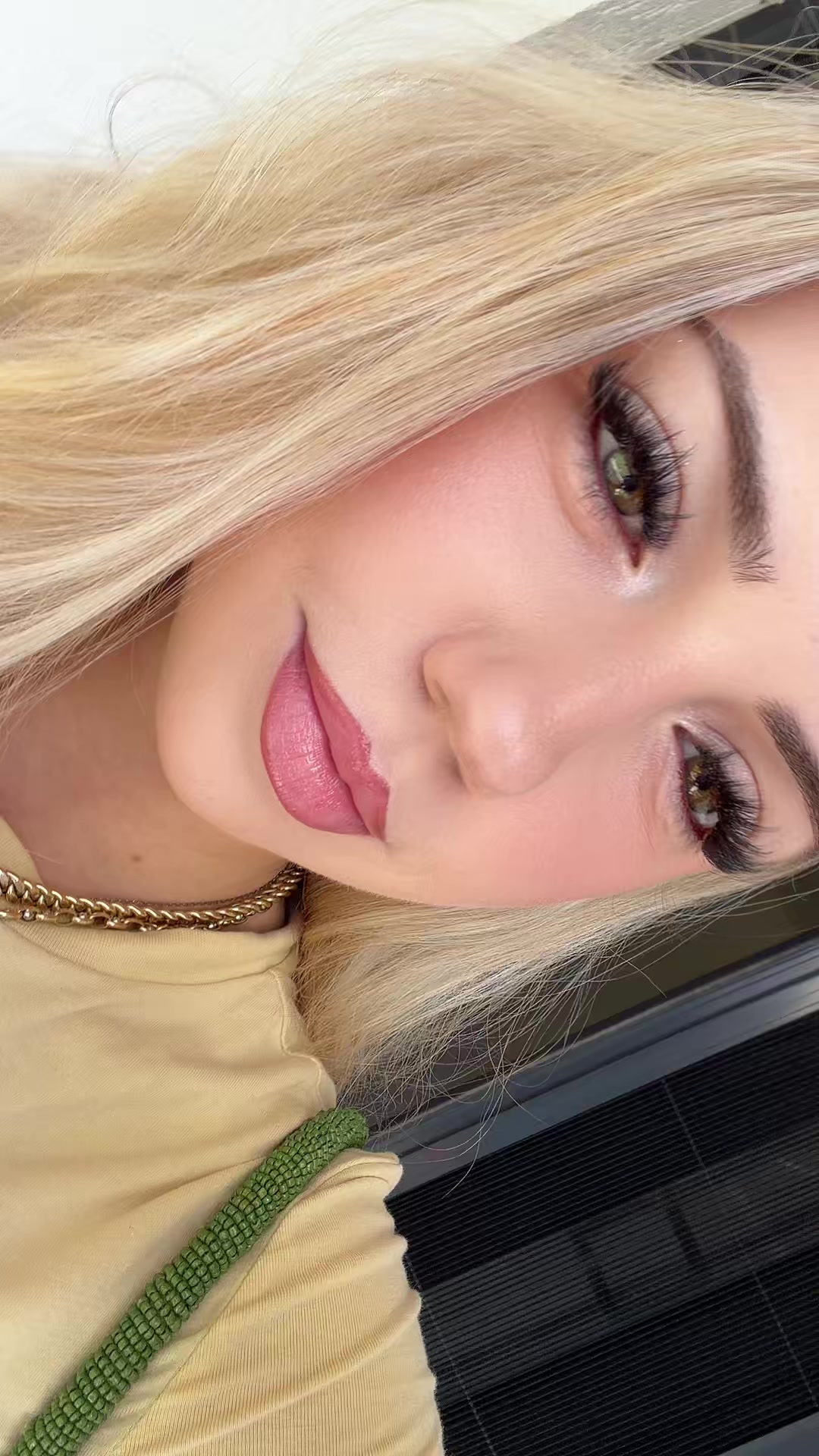 @Natyra