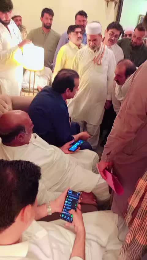 @Farooq Ahmad Bhatti