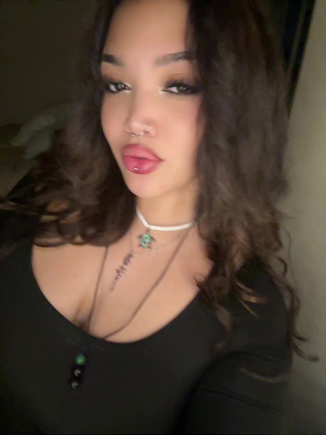 @𝒦𝓎🪷