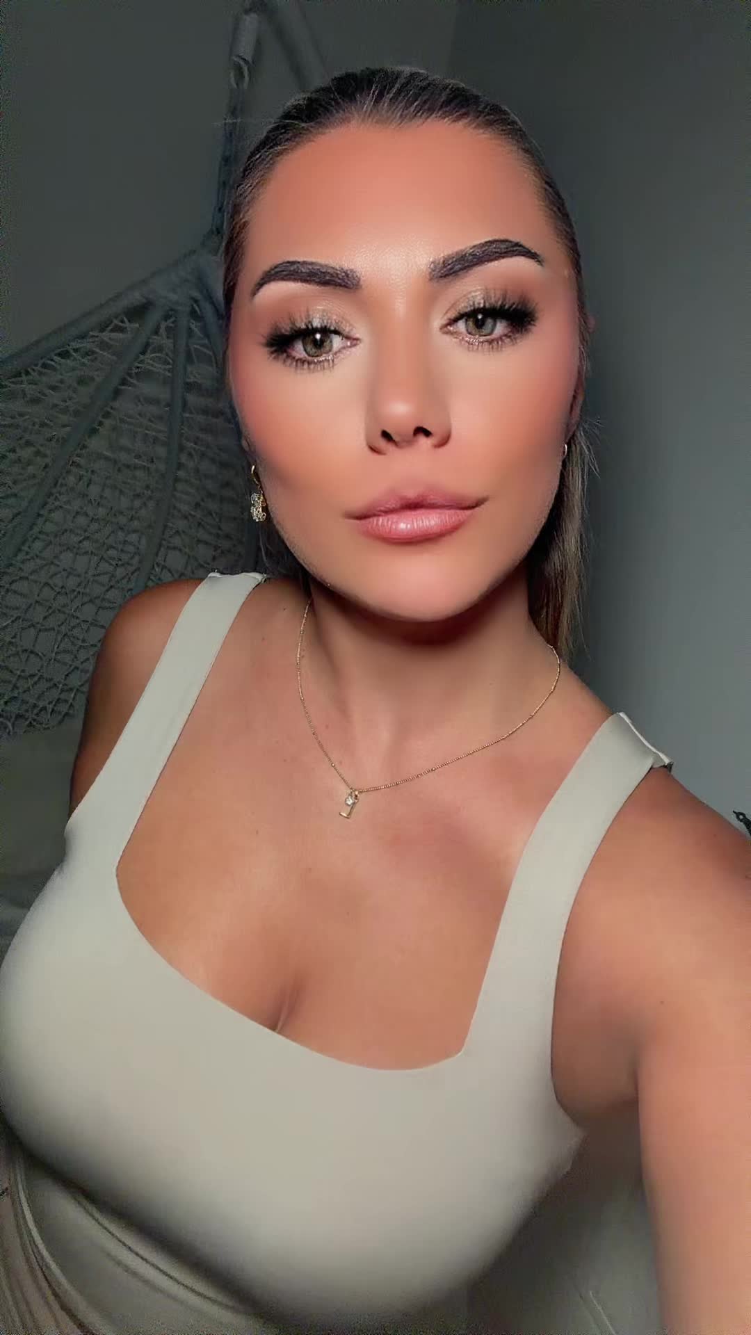 @queendije