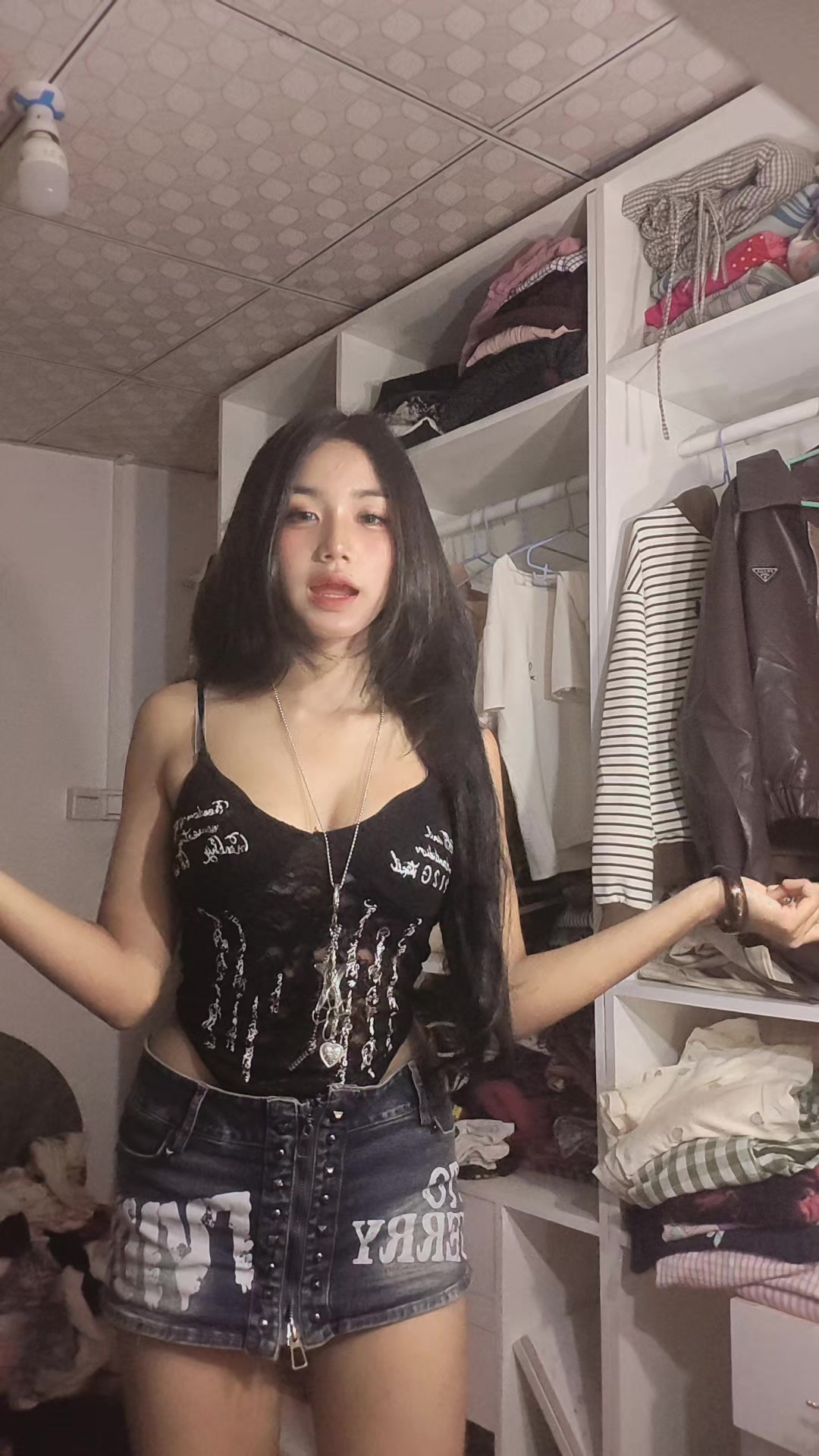 @user90446157993