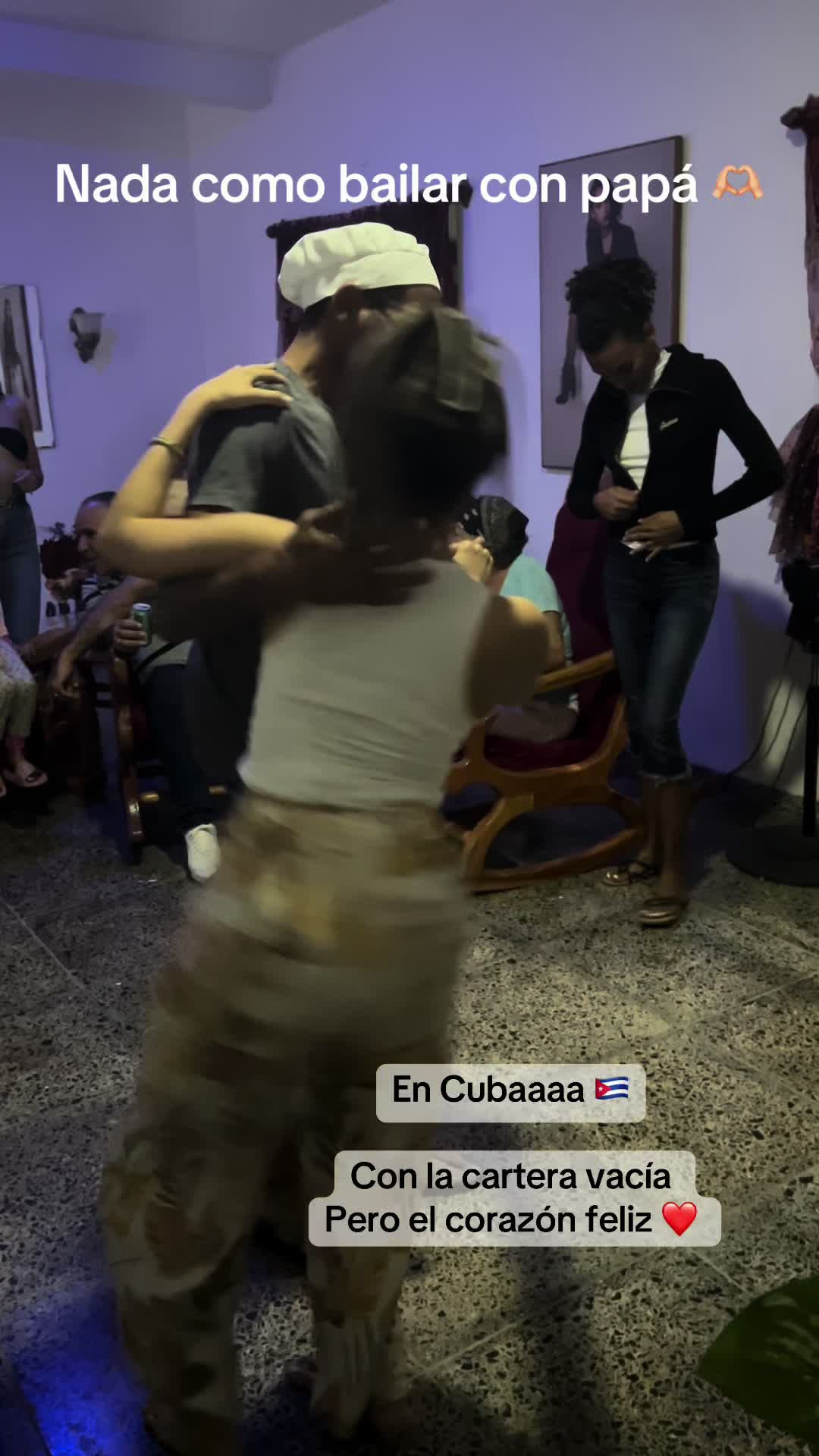 @MadeMali 🙌🇨🇺💃0423
