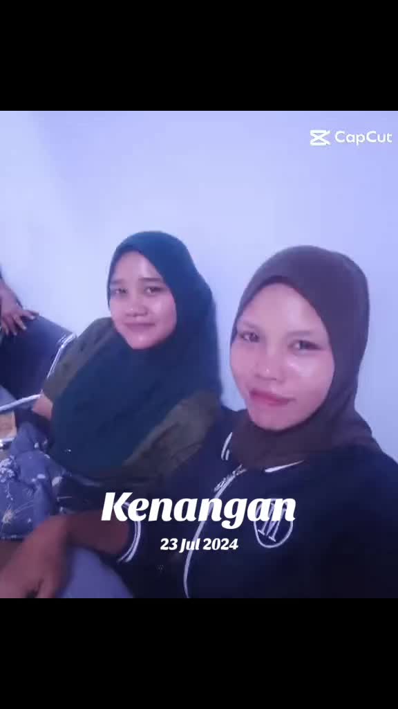 @SiTi AzIrAh🦋
