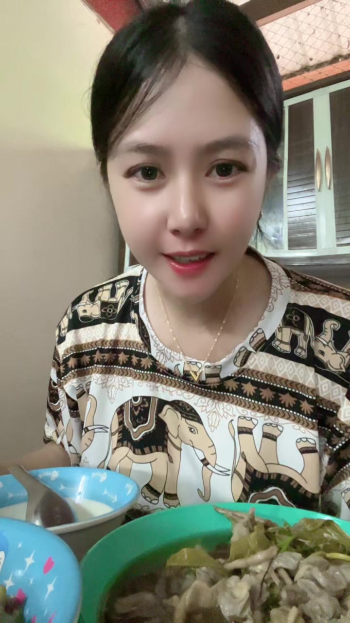 @Pc Phatcha (ช่องจริง) 10,000++