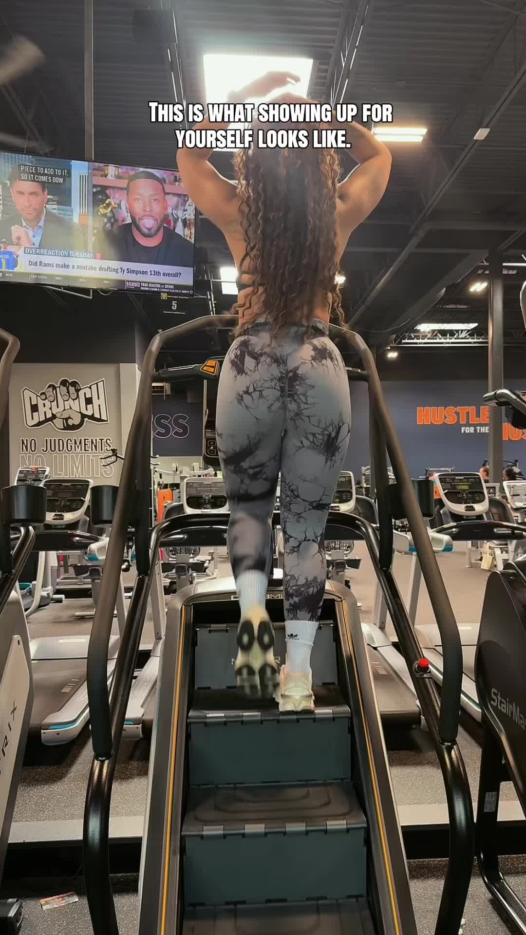 @queenvale_