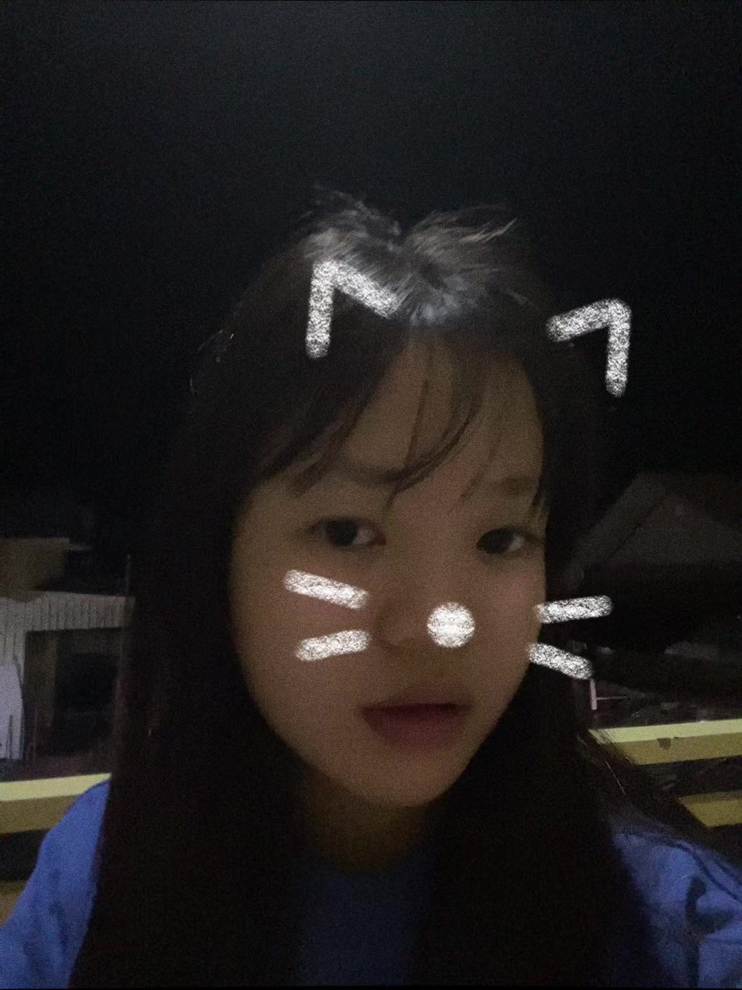 @អេងក្មេងបីសាច