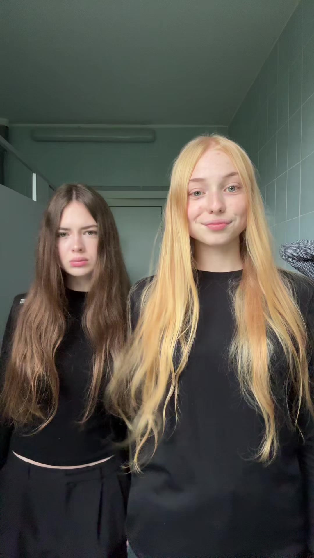 @викусик🌷