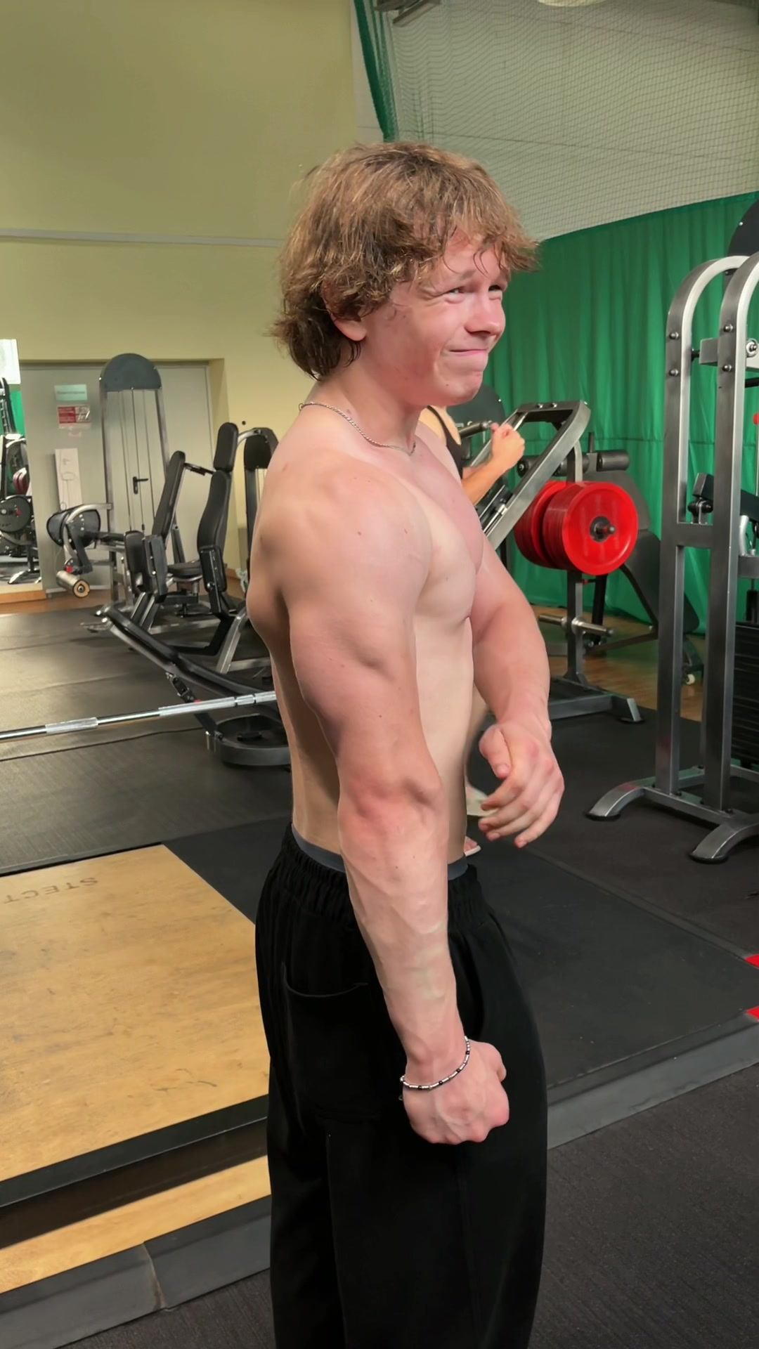 @qwutrixx