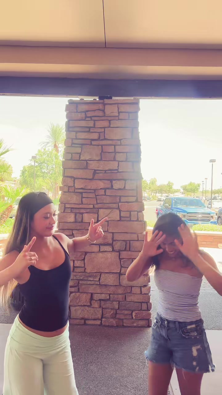 @angela🐰🧋