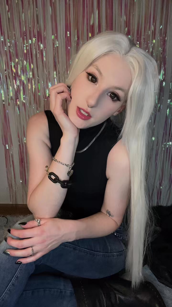 @🥀💜Kat💜🥀🔜Galaxycon DSM