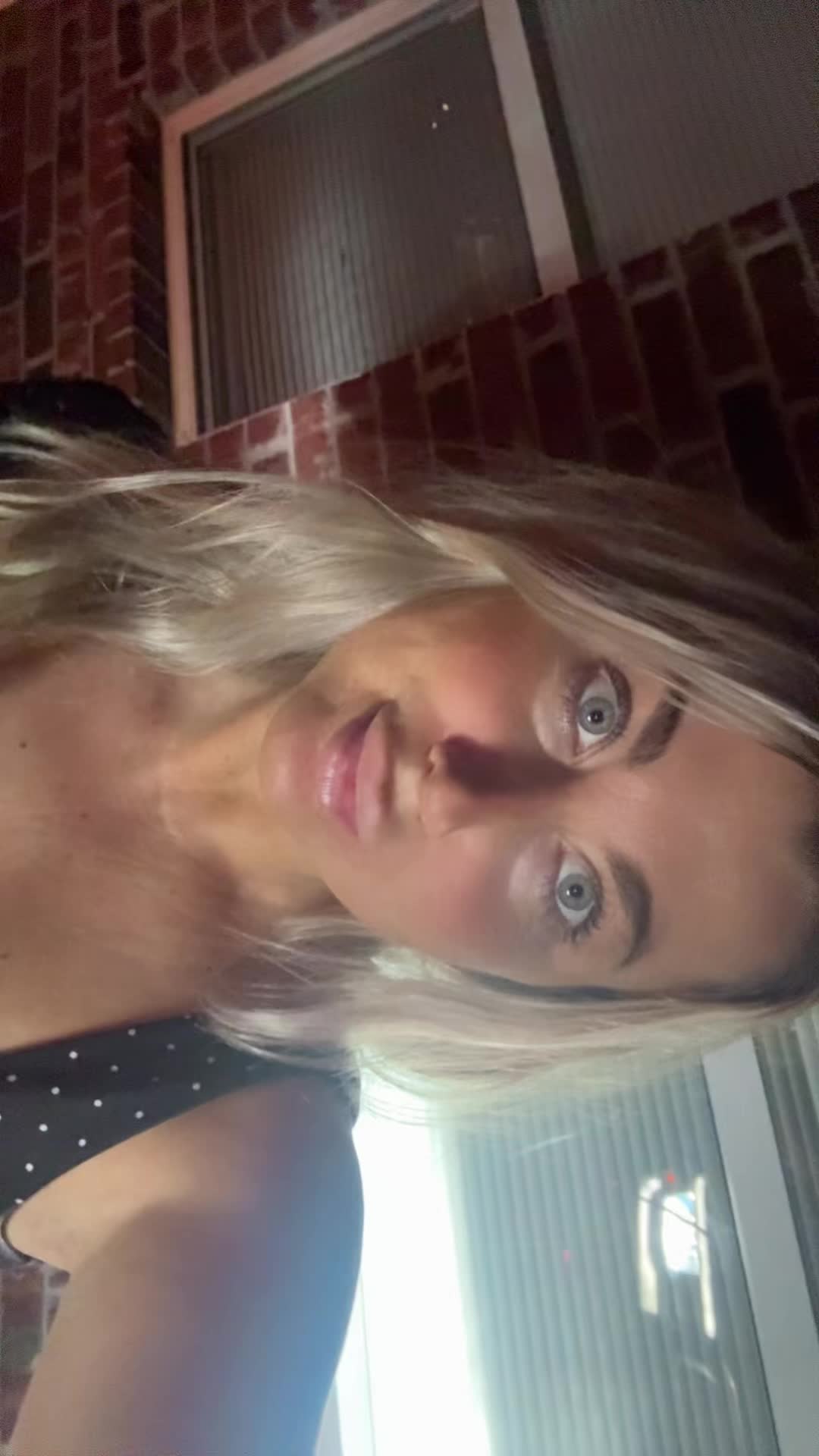 @Laceybarbieee