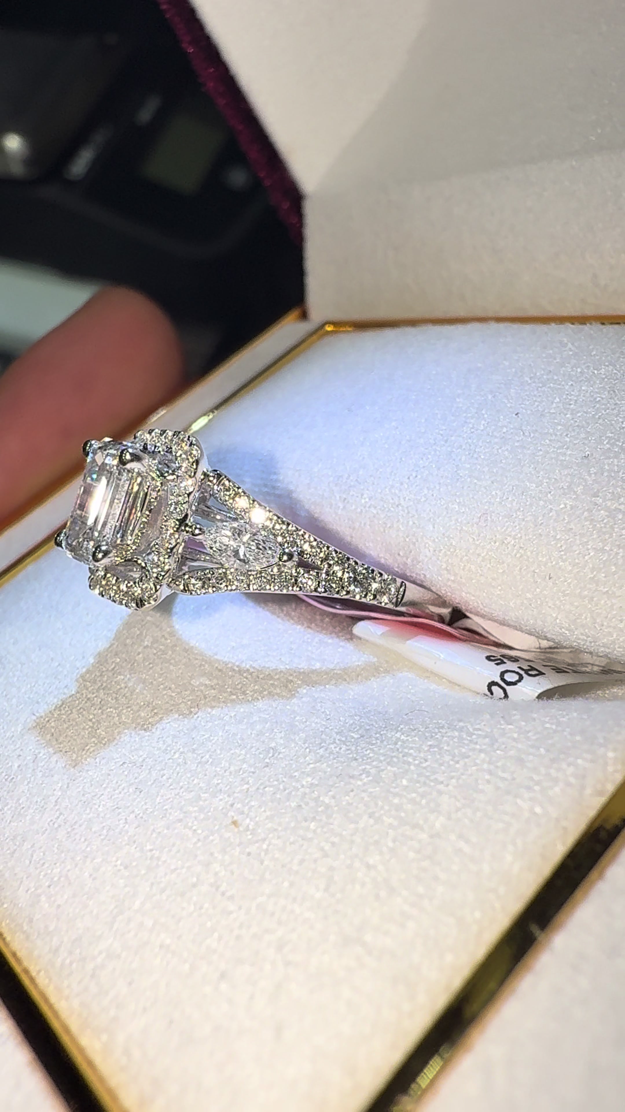 @joeljsthejeweler