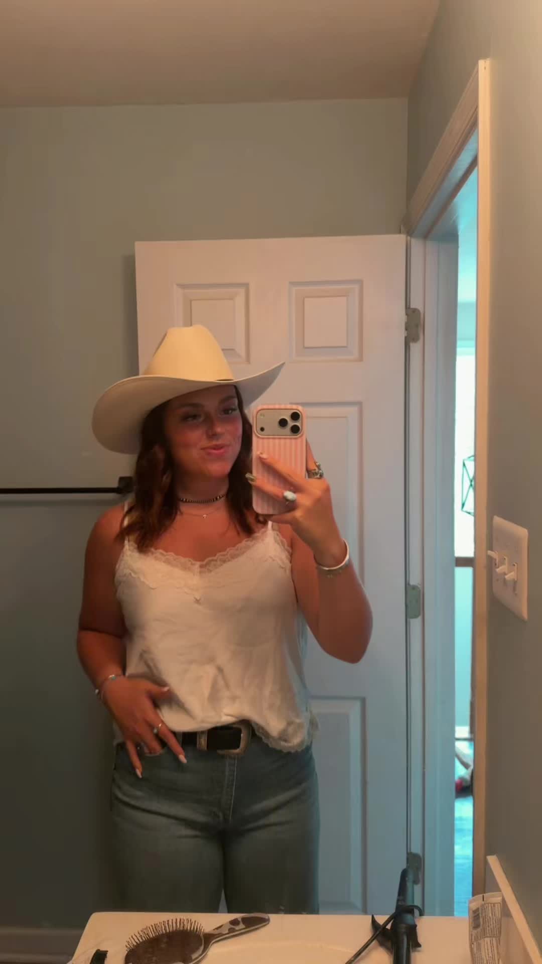 @EMILY RAE!!