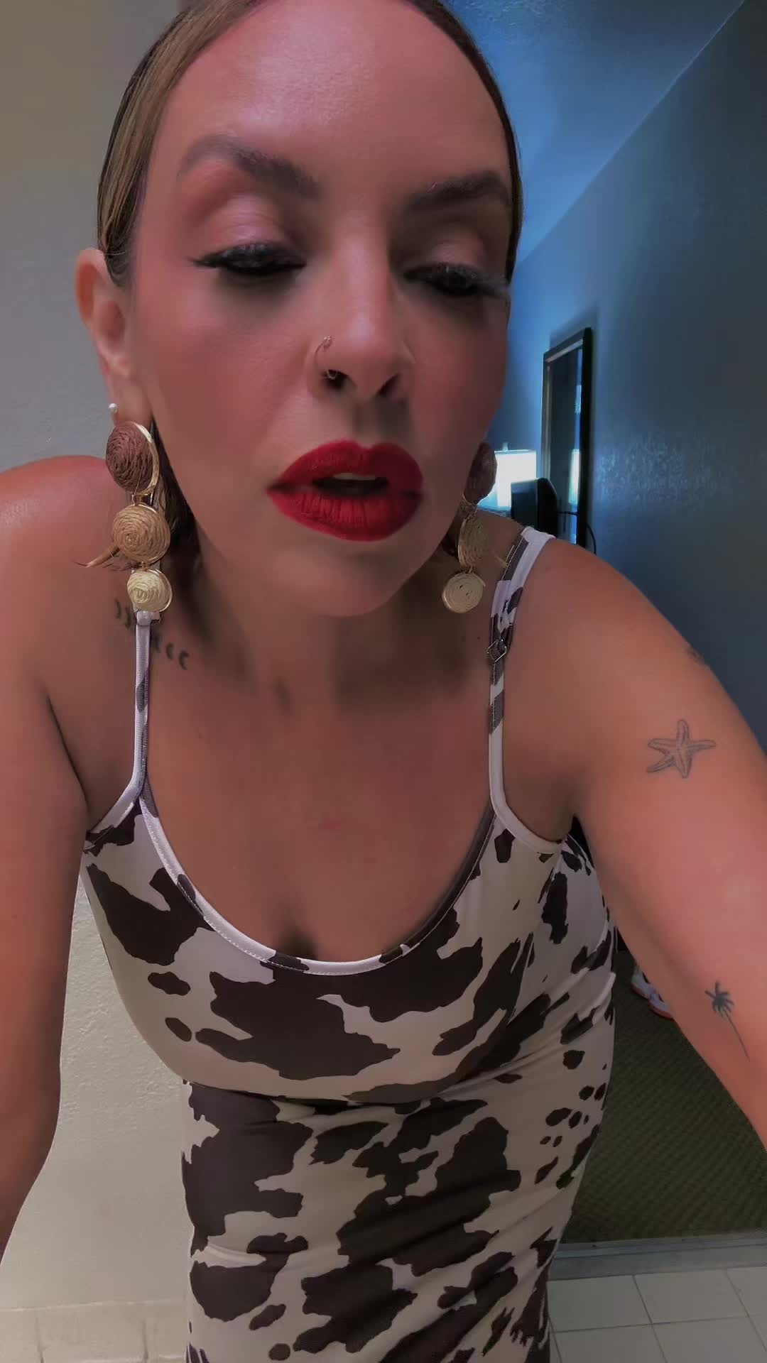 @VelysaPR  🇵🇷