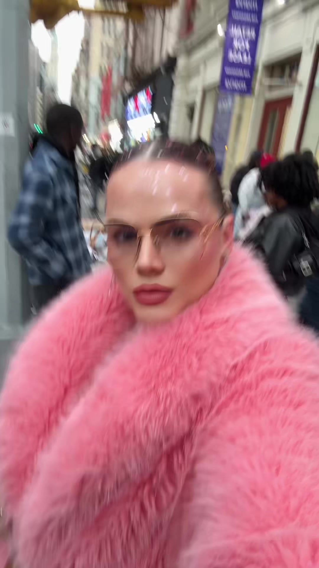 @Munnyhkkie