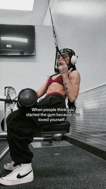 @LyssaLeedleLee