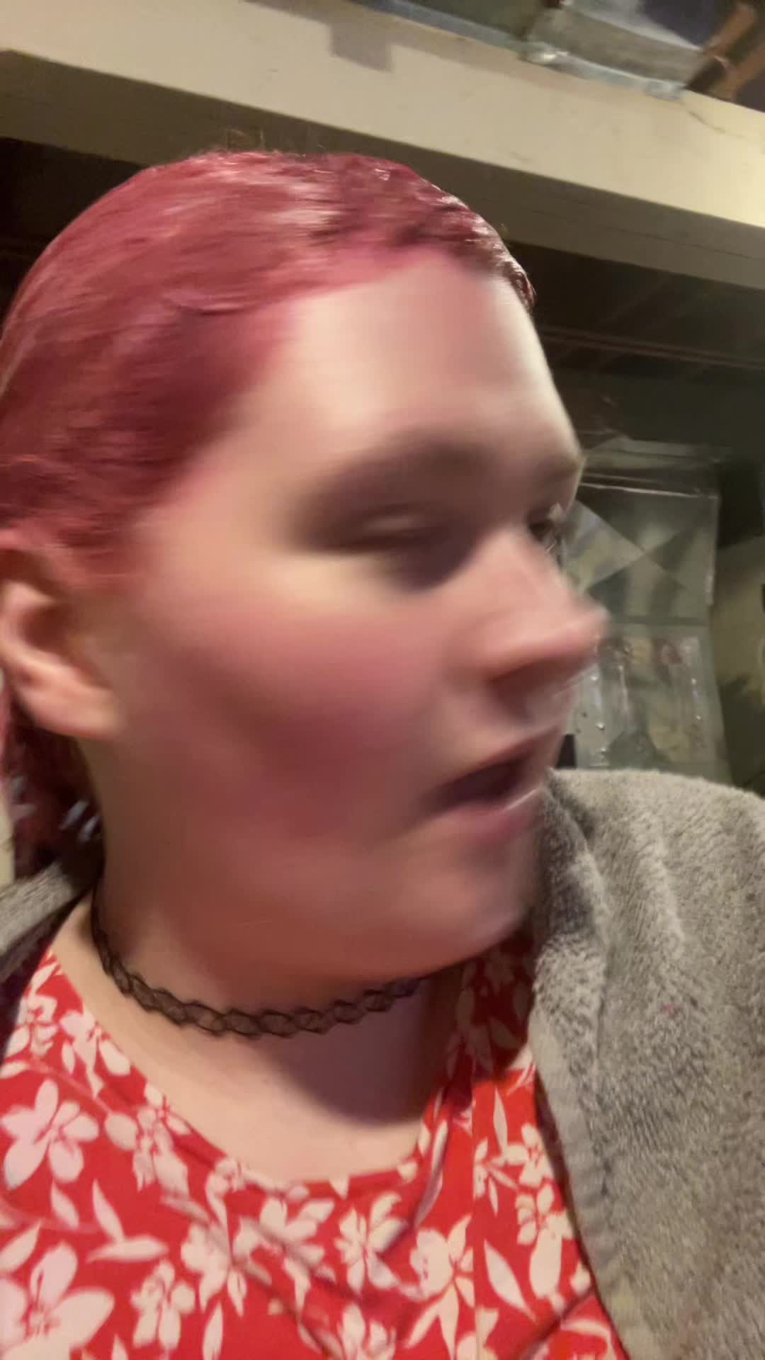 @𝓕𝓾𝔃𝔃𝔂 <3