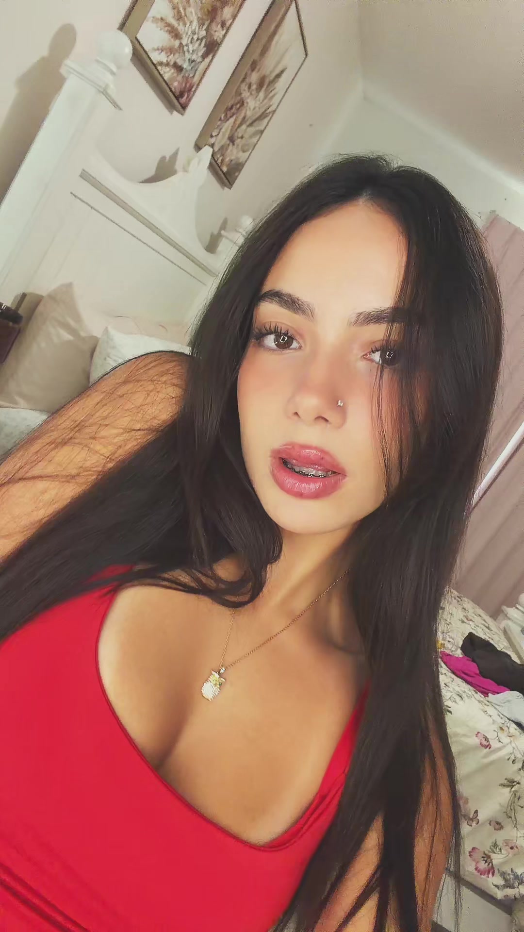 @YelloHelo
