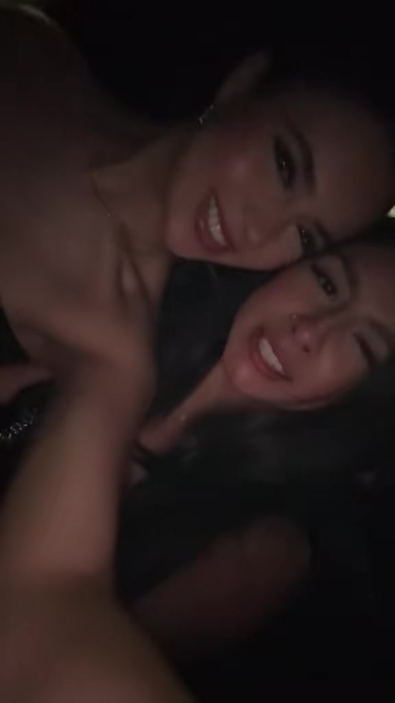 @vivialisss