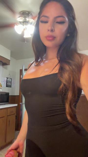 @👸