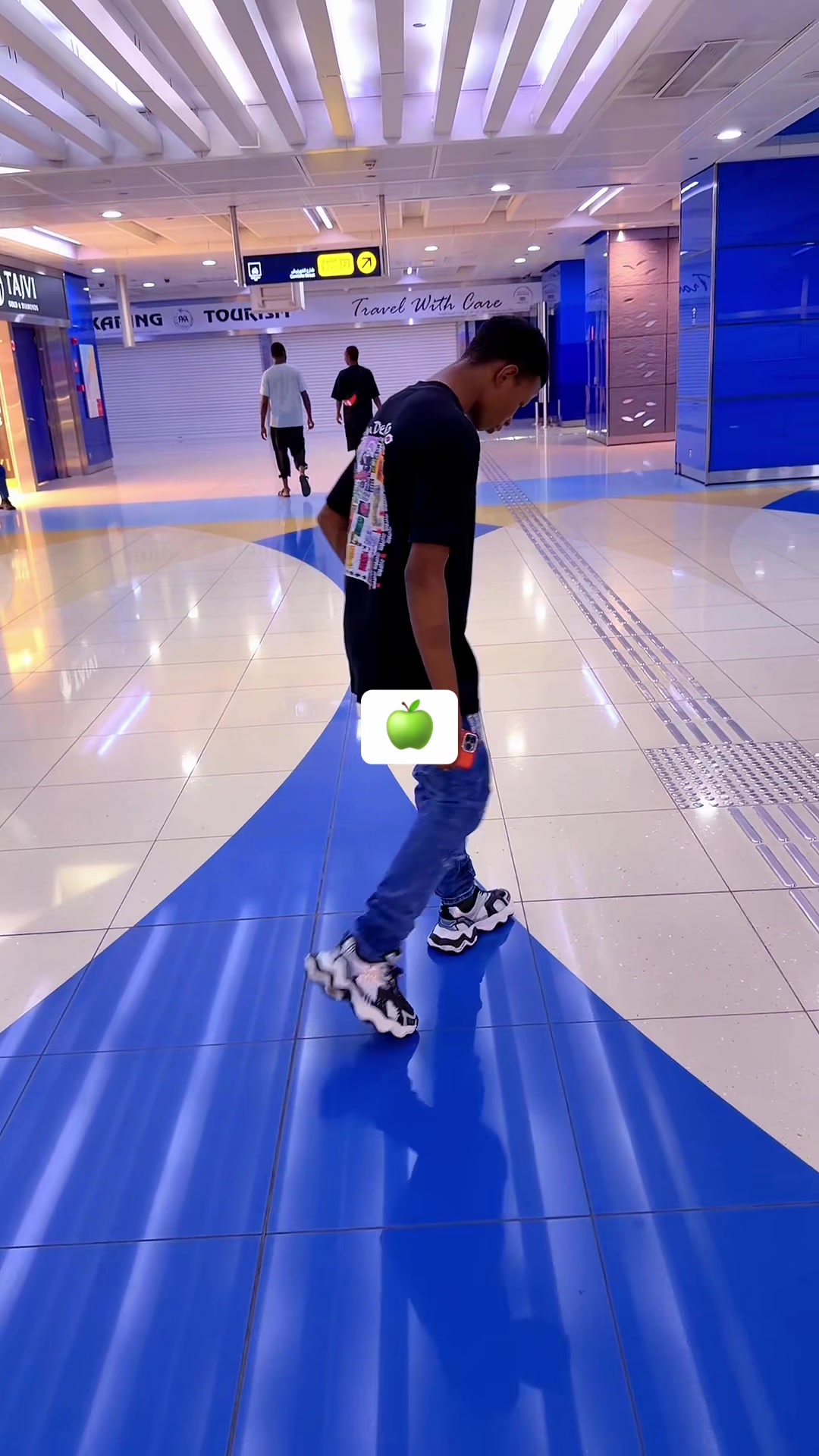 @daoudi🇧🇫✈️🇦🇪 multi service