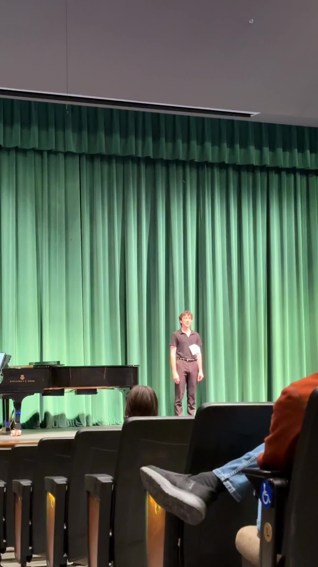 @Croix_baker