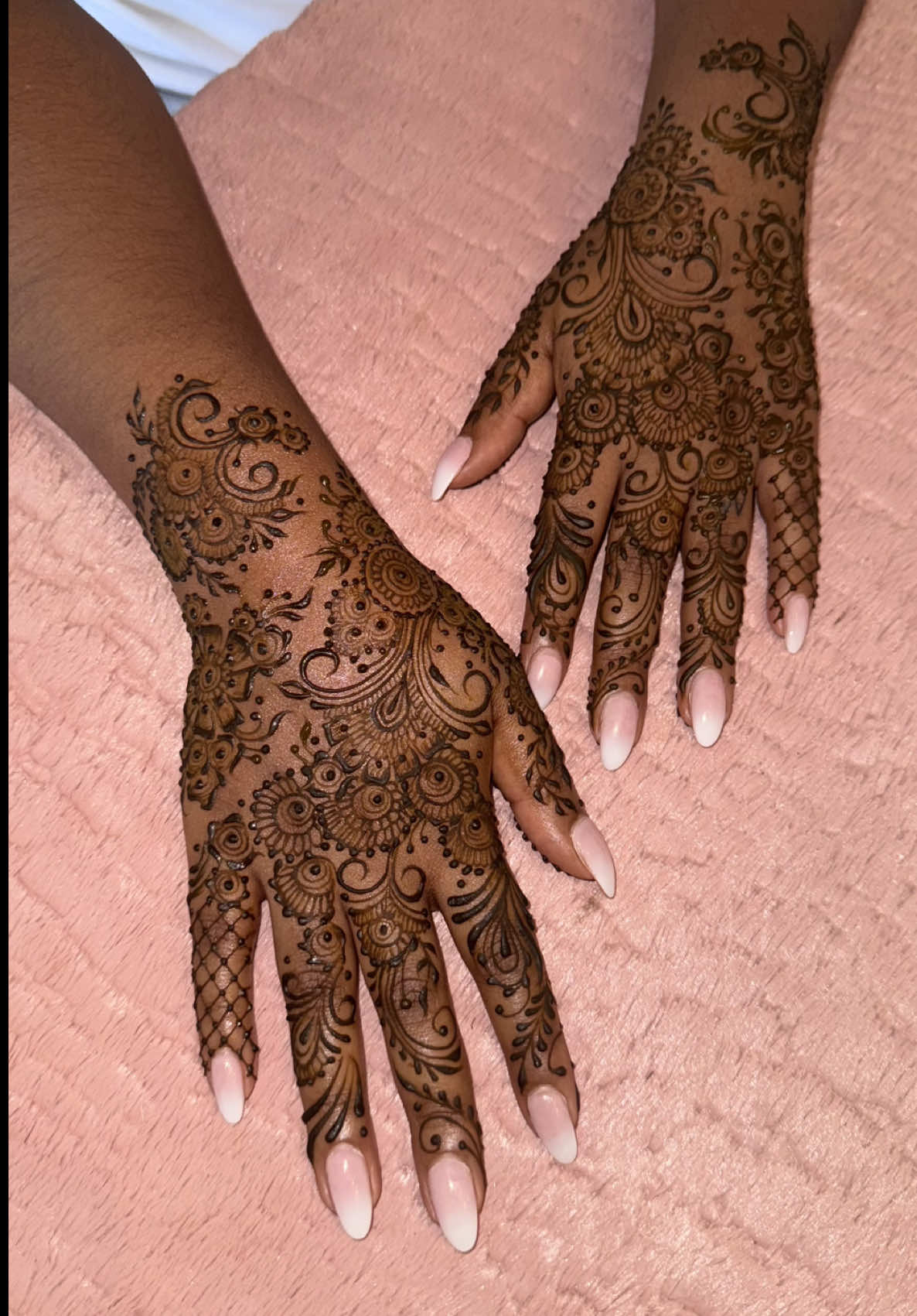 @Zoha K | Henna.byzkk