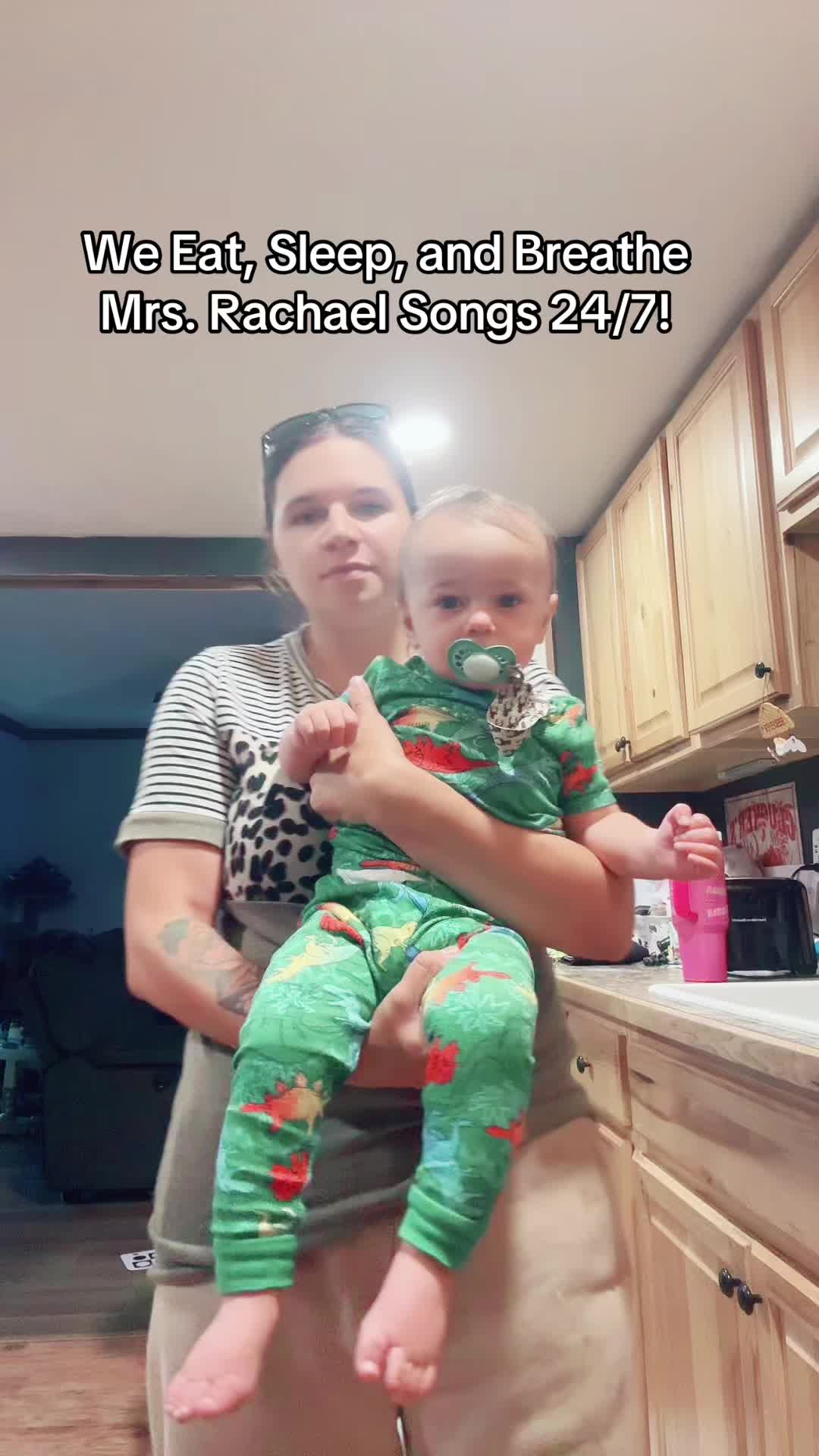 @Crafty Ohio Mamas LLC