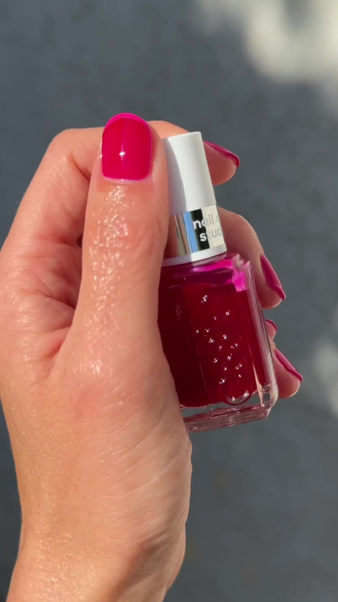 @essie