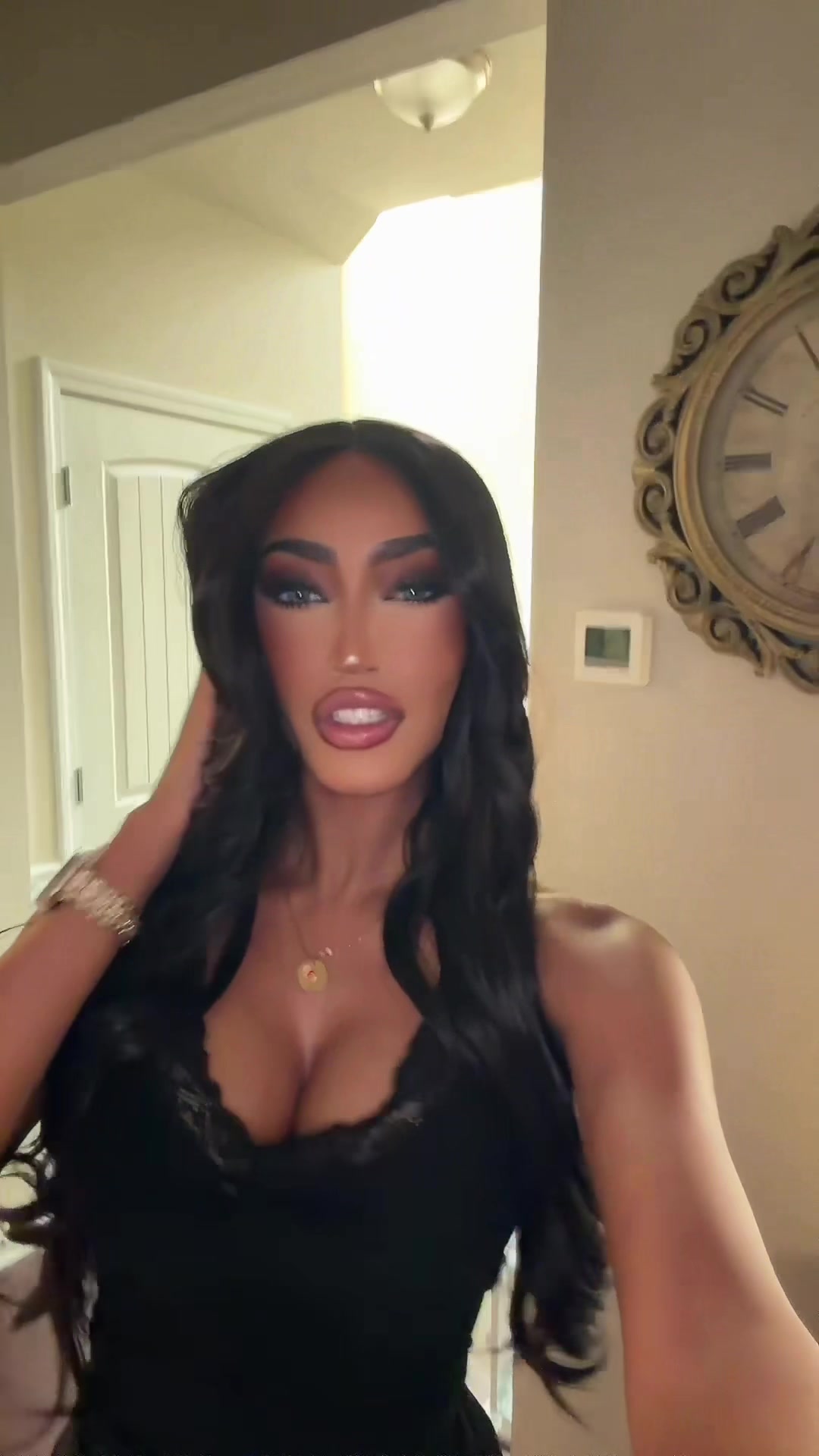 @hotandhaunted