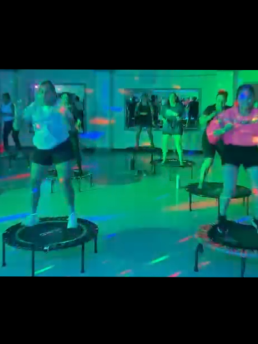 @Ari Alvarado jumping studio