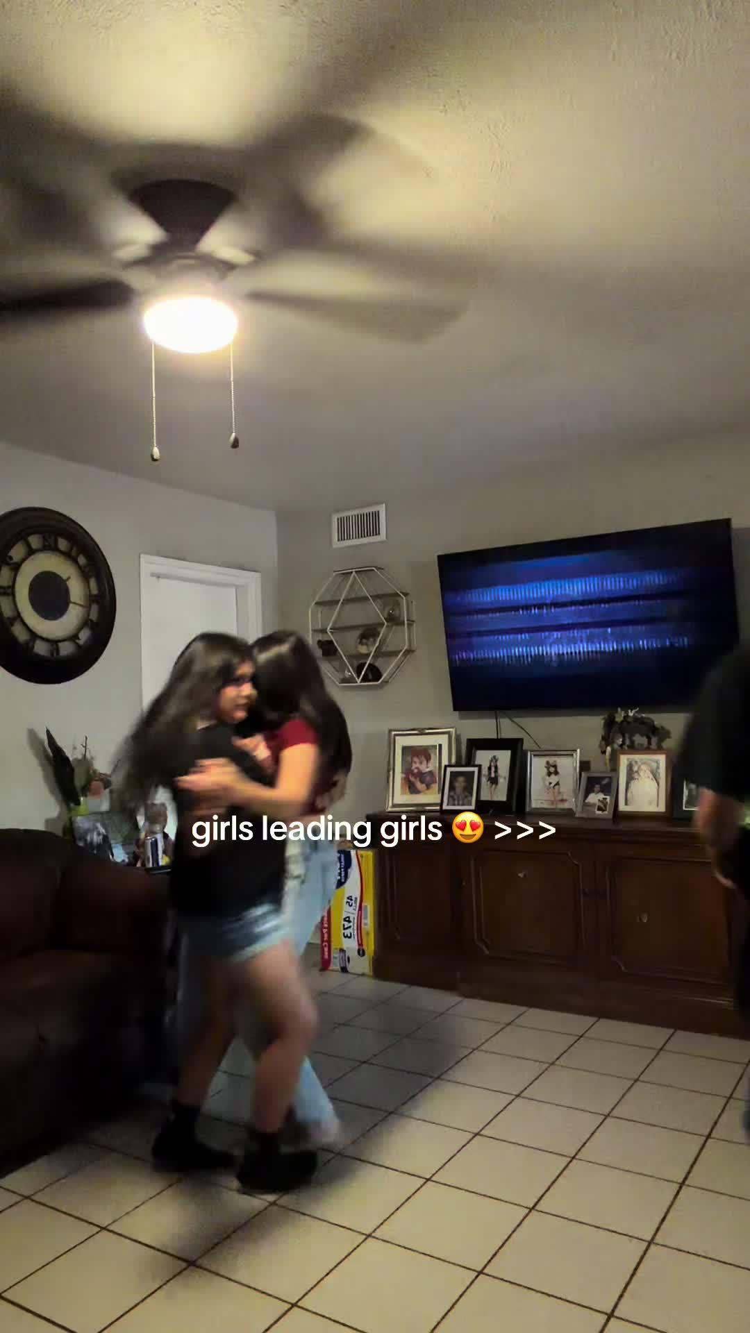@_.quinteroj