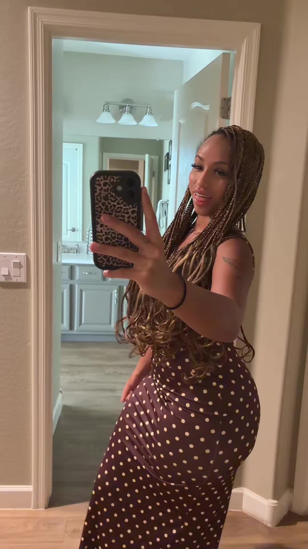 @𝒂𝒏𝒊𝒔𝒔𝒂💋